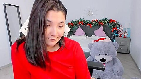 Mikkalove December 26 2023 Webcam